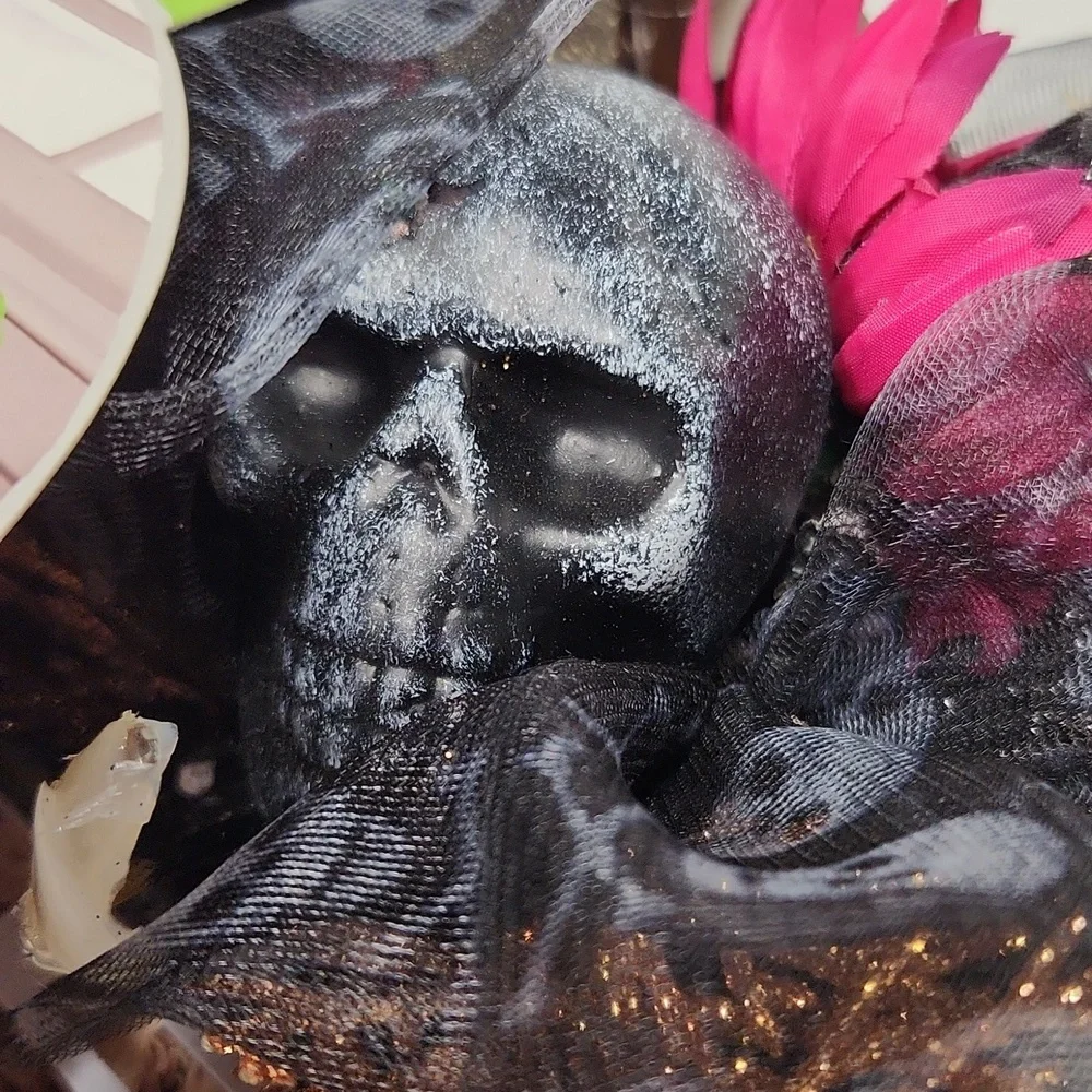 FloraCraft Black Skull Bale Wrap Wreath Decorations